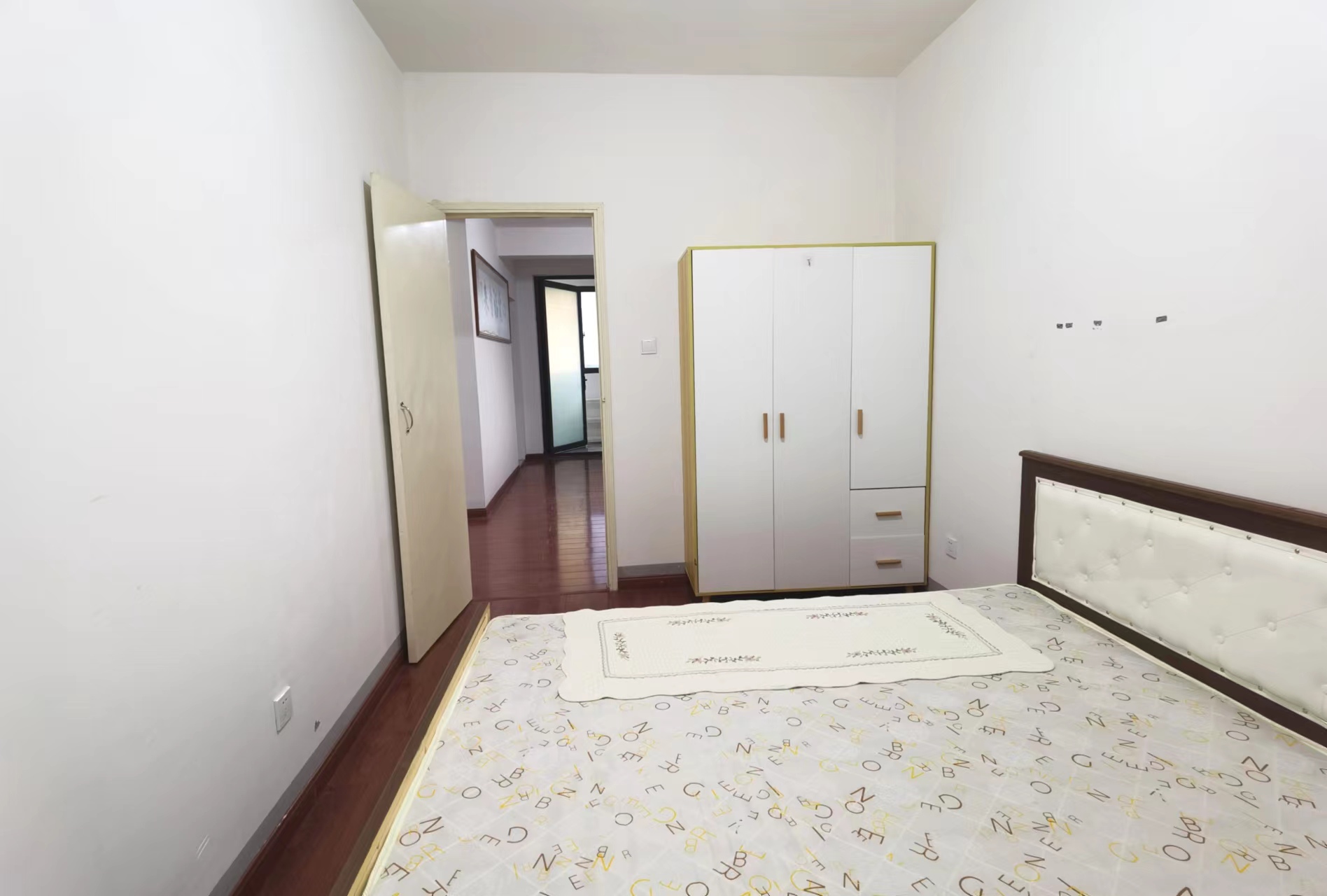 兴石花园 2室1厅1卫 83.00m&sup2;