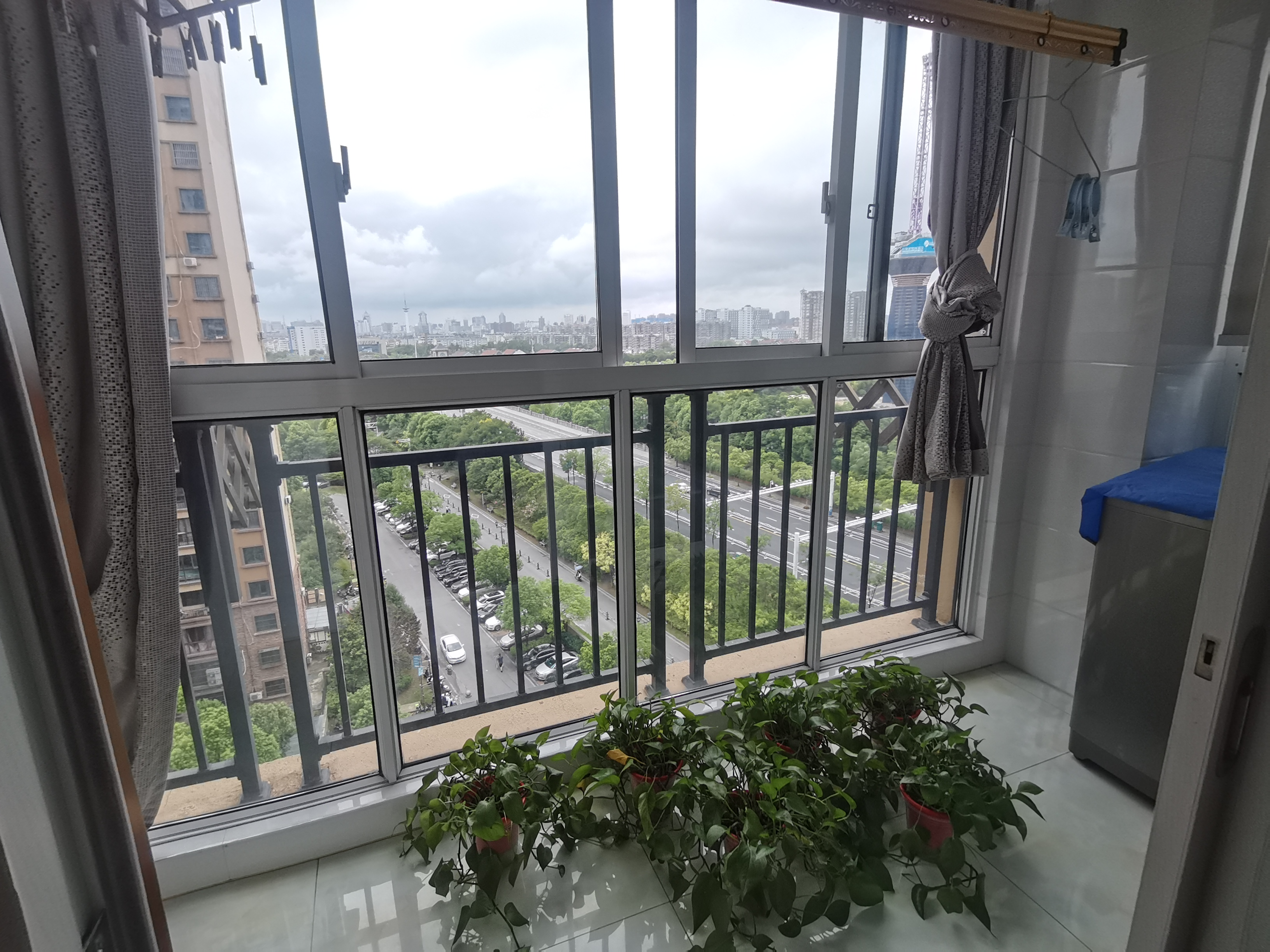 华强城 3室2厅2卫 116m&sup2;