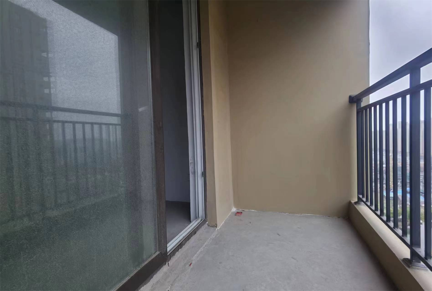 中海碧林湾 3室2厅1卫 98m&sup2;