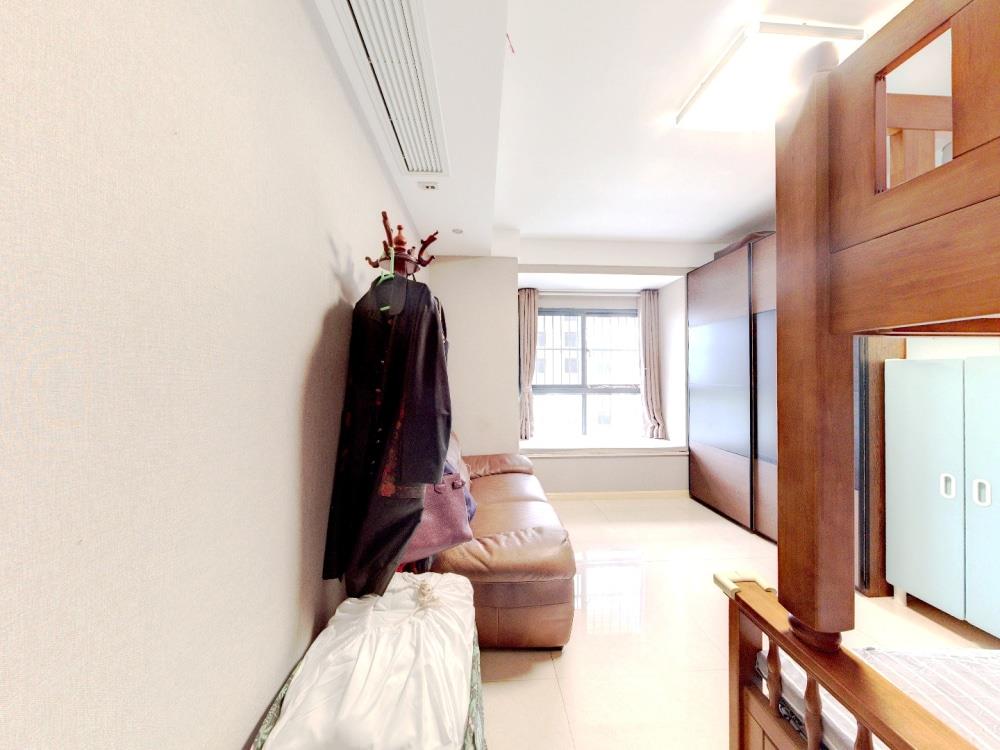 江景国际家园 1室1厅1卫 66.9m&sup2;