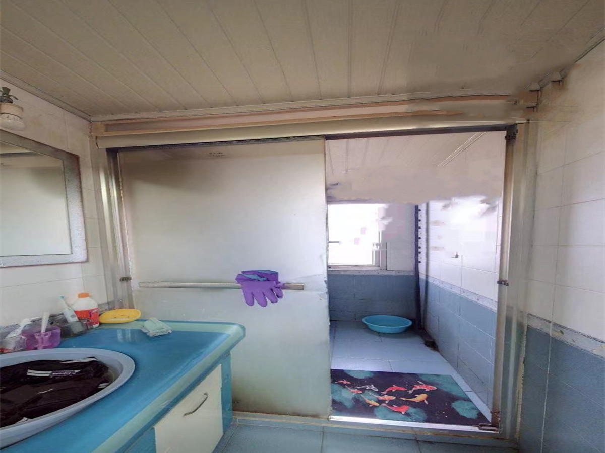 城港新村 1室1厅1卫 48m&sup2;
