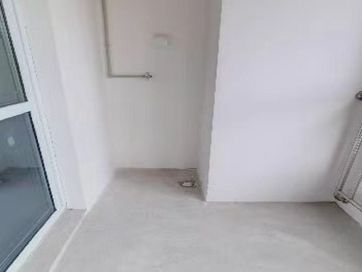 山芝庄新苑 3室2厅2卫 93.00m&sup2;