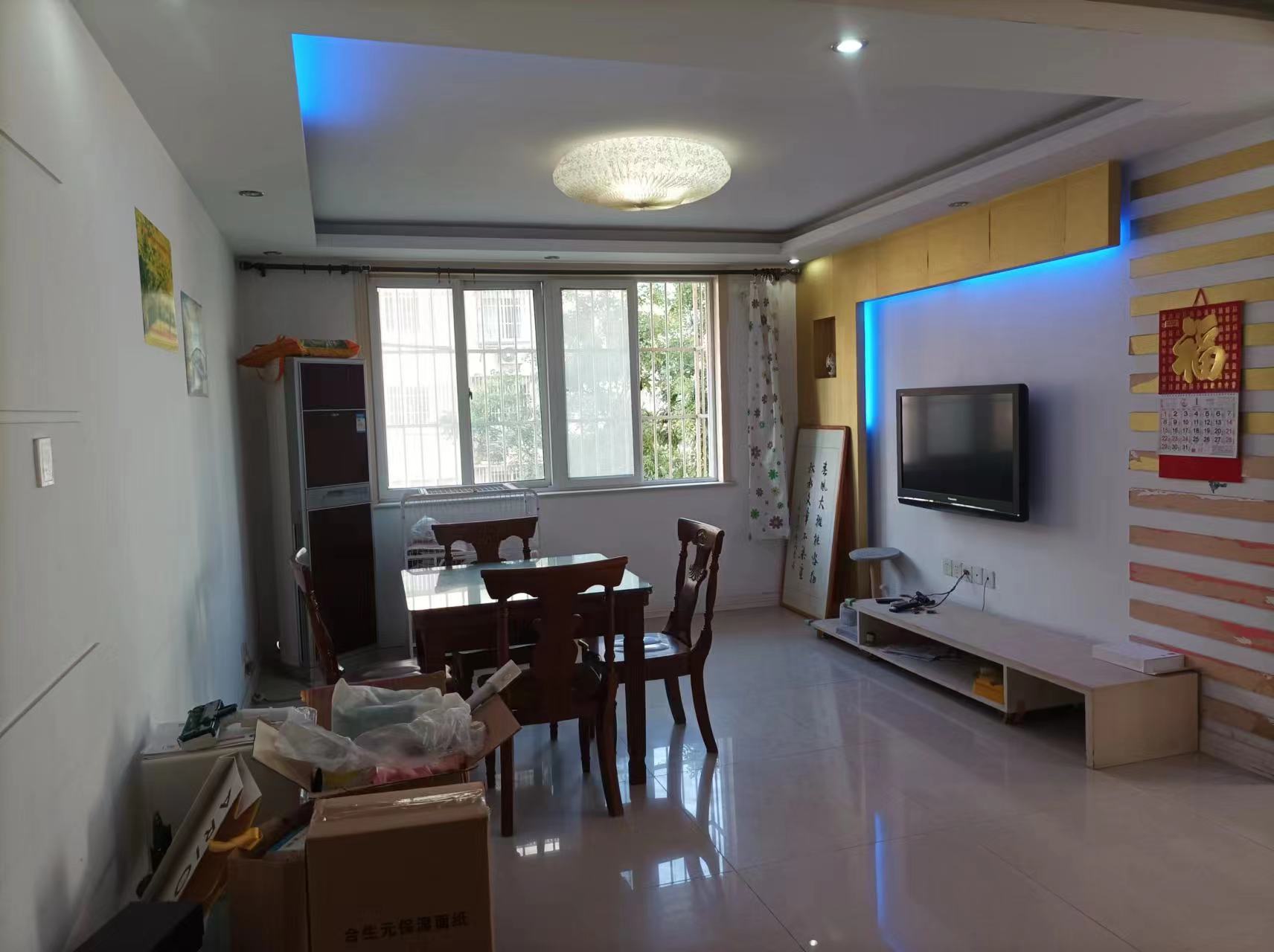 滨河东城 3室2厅2卫 130.00m&sup2;