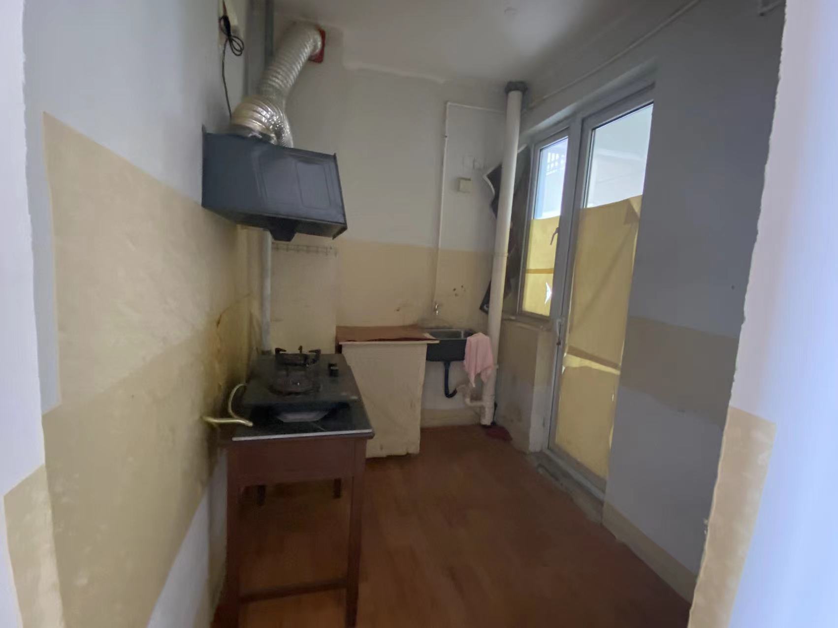 湖滨华庭 2室1厅1卫 95m&sup2;
