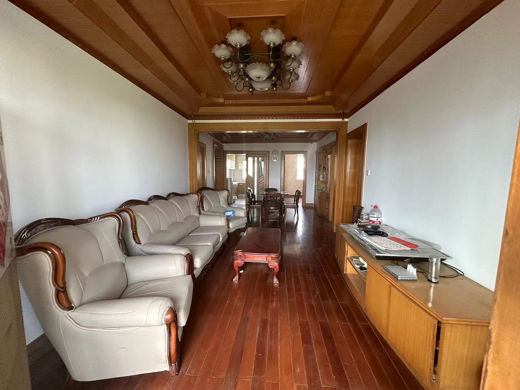 通州花苑 4室2厅2卫 151m²