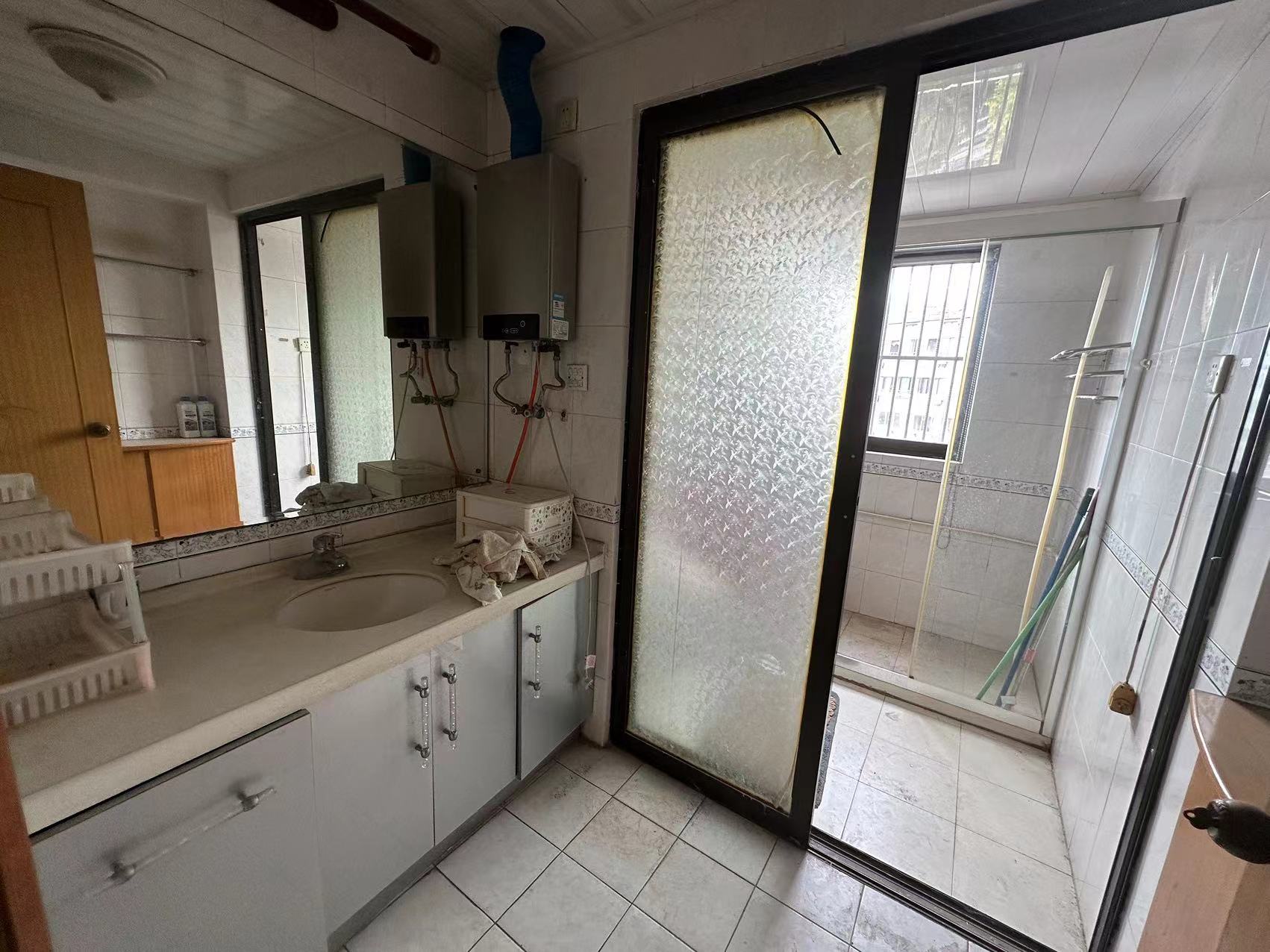通州花苑 4室2厅2卫 151m&sup2;