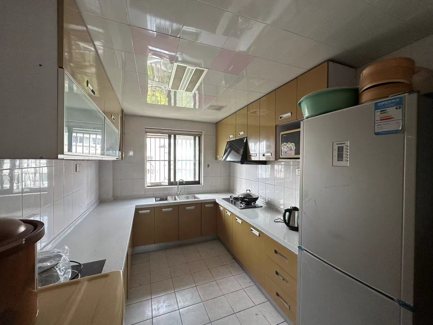 通州花苑 4室2厅2卫 151m&sup2;