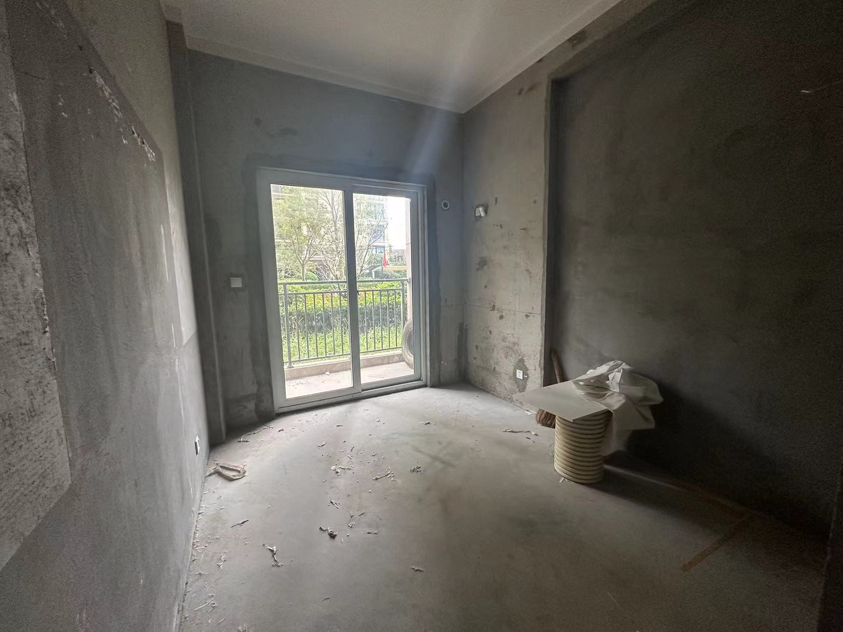 佳源都市 3室2厅2卫 111m&sup2;