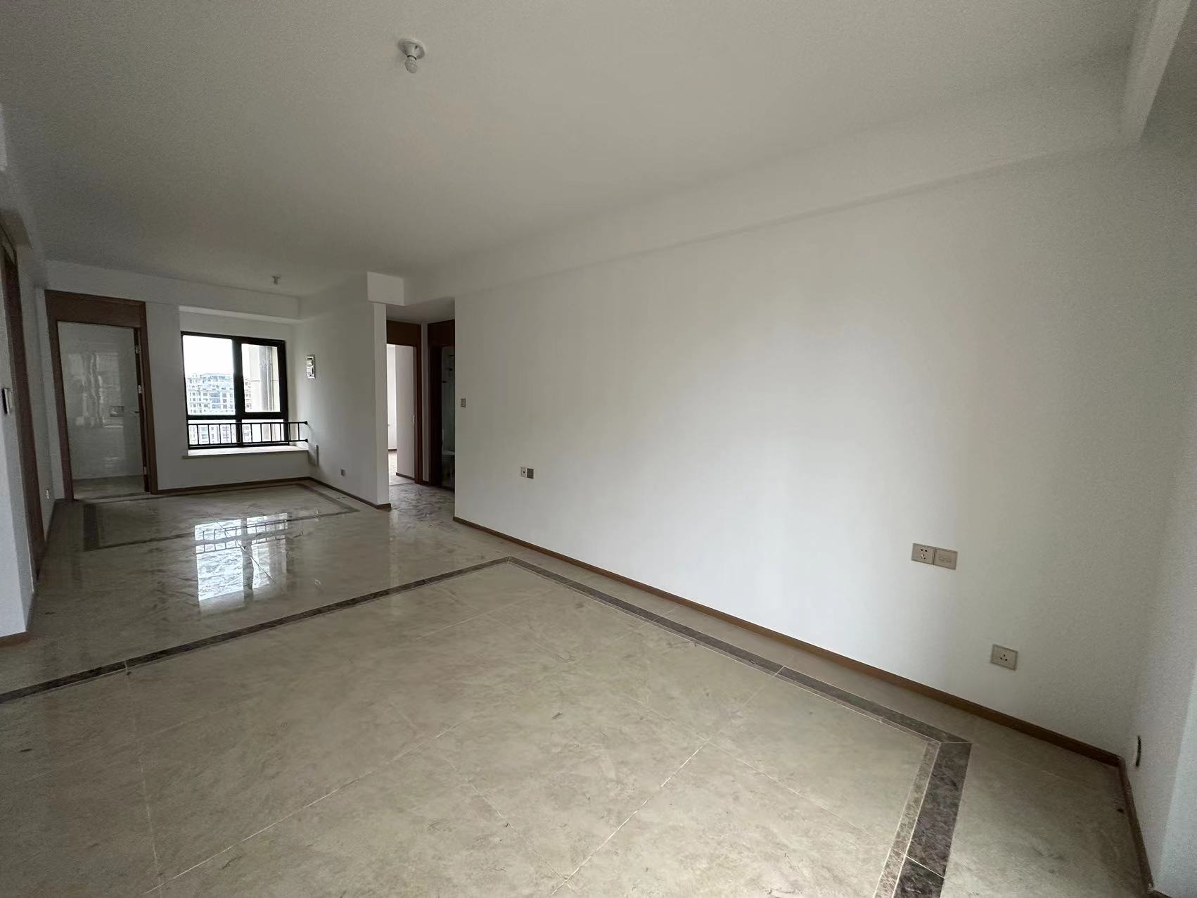上悦城 3室2厅2卫 116.24m²