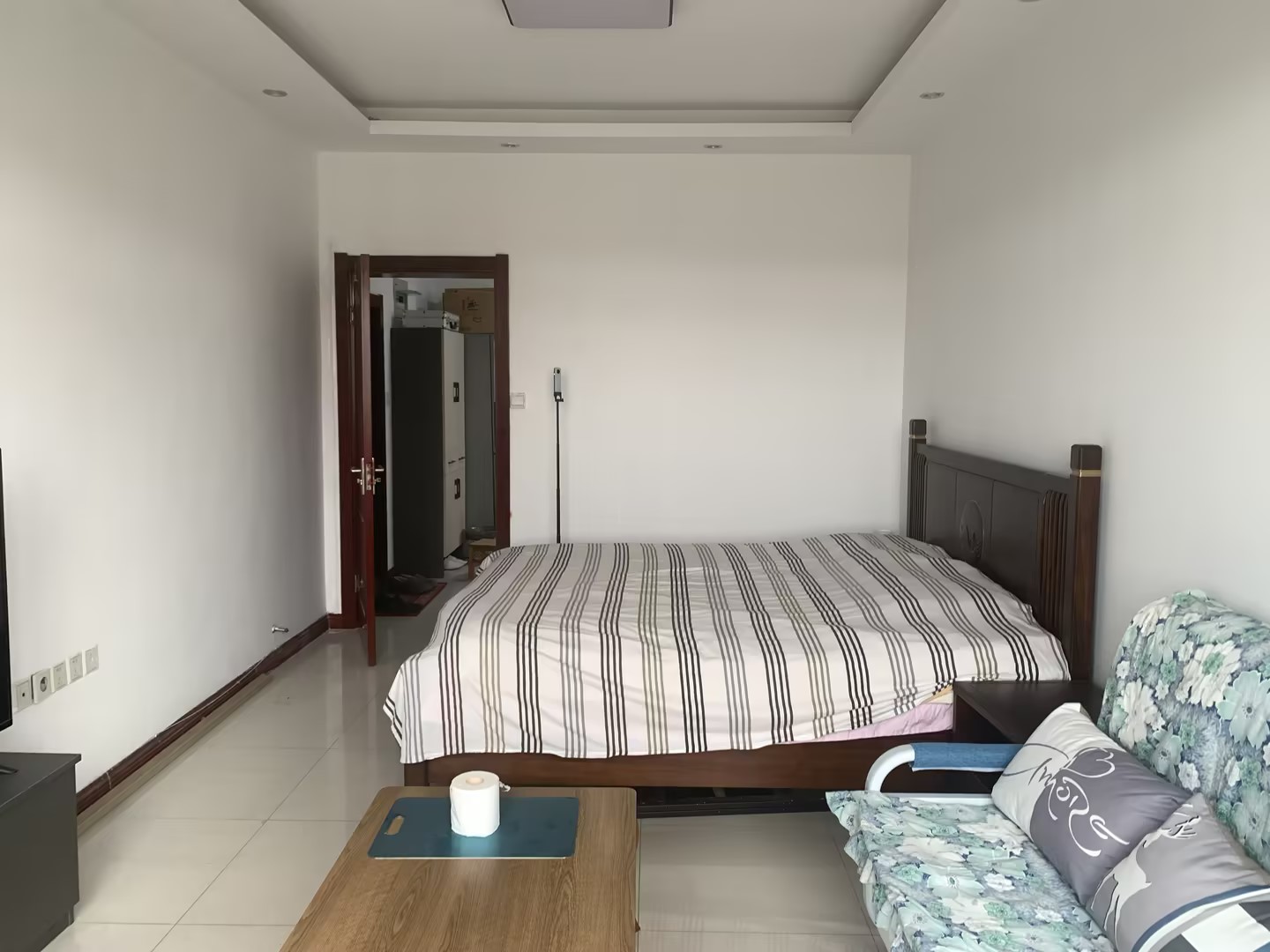 虹桥新村(朝霞路) 1室1厅1卫 46m&sup2;