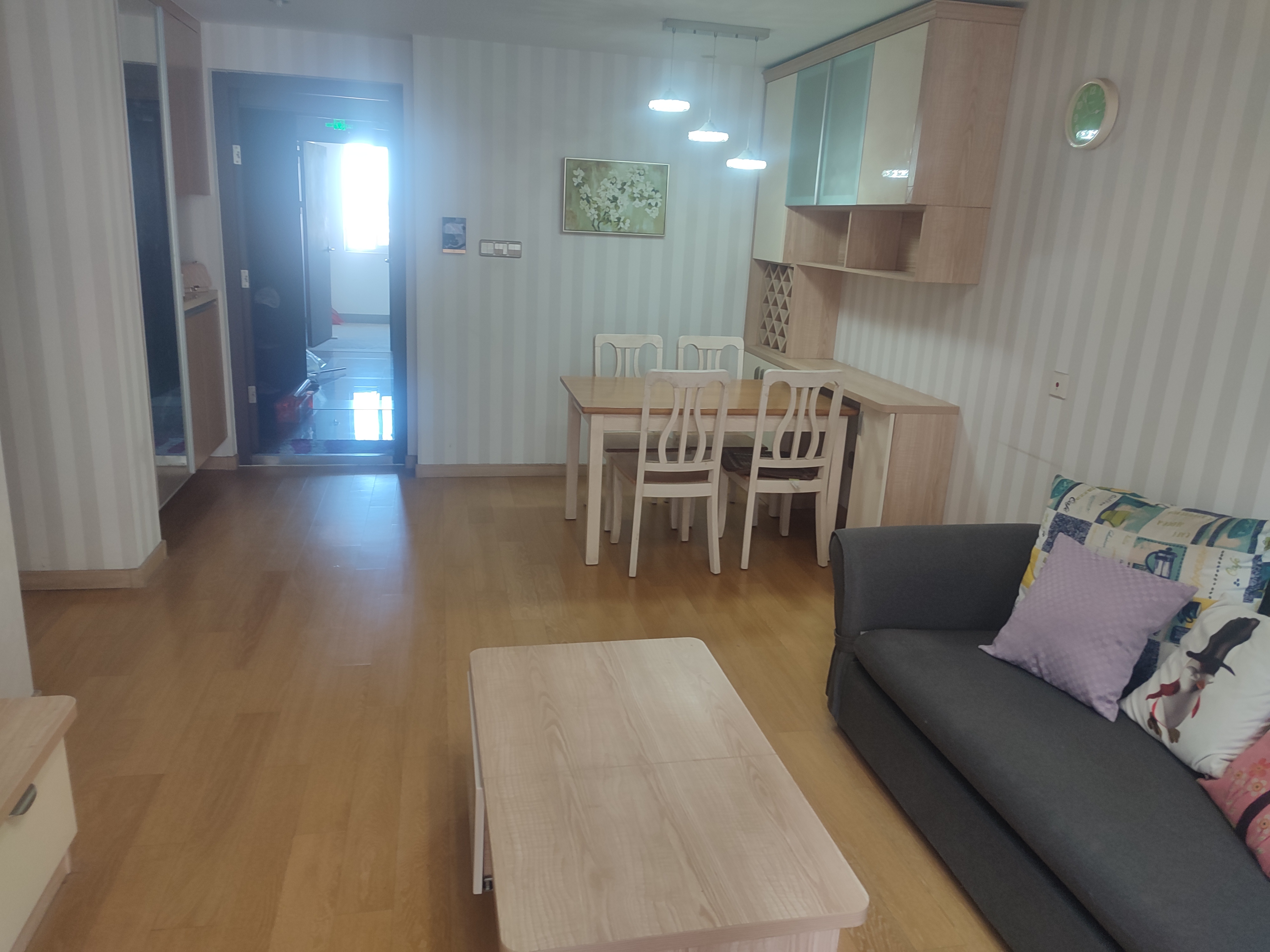 万科濠河传奇 2室2厅1卫 90.00m&sup2;