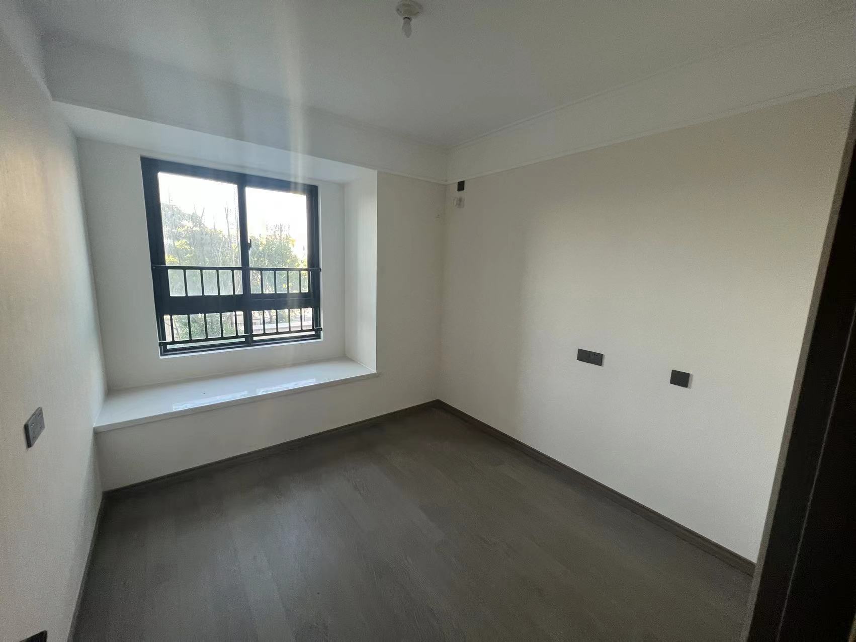 万科未来之光 3室2厅2卫 112m&sup2;