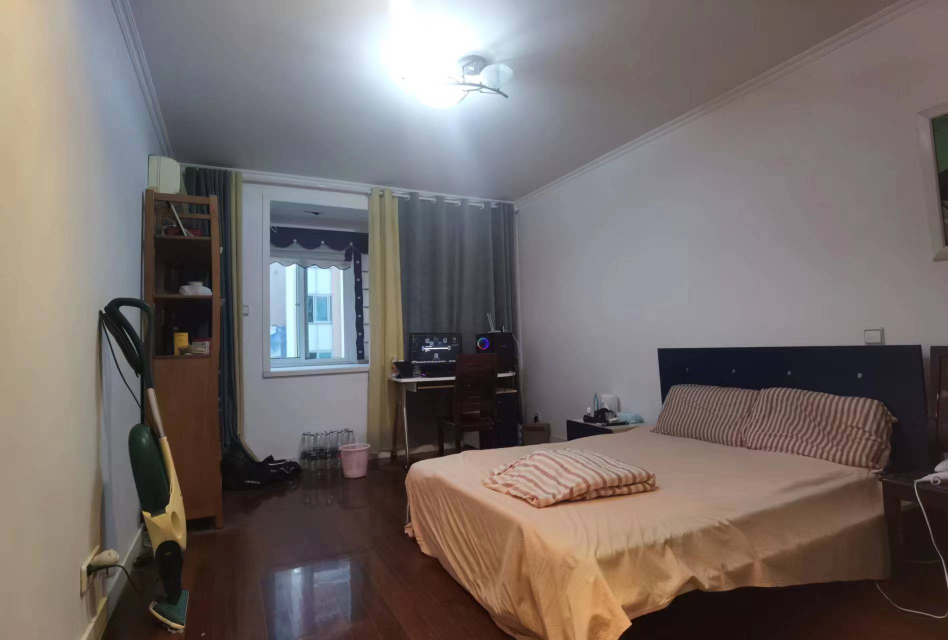 东昇花园 4室2厅1卫 147.89m&sup2;