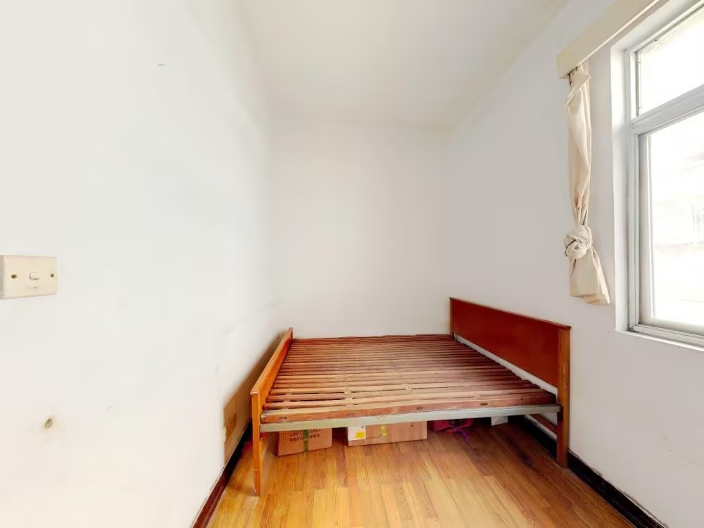 解放新村 3室1厅1卫 61m&sup2;