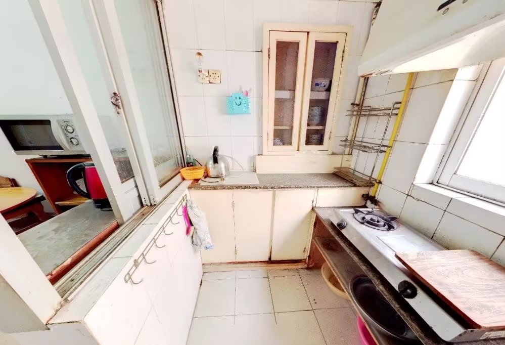 解放新村 3室1厅1卫 61m&sup2;