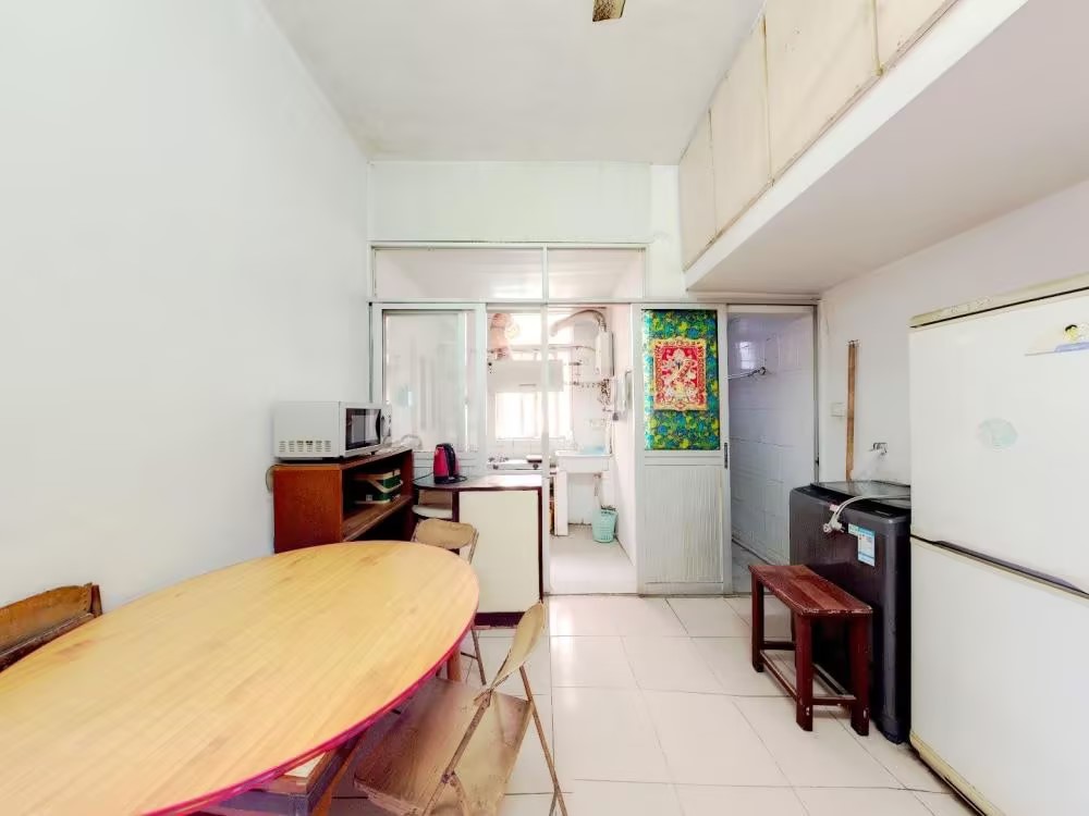 解放新村 3室1厅1卫 61m&sup2;