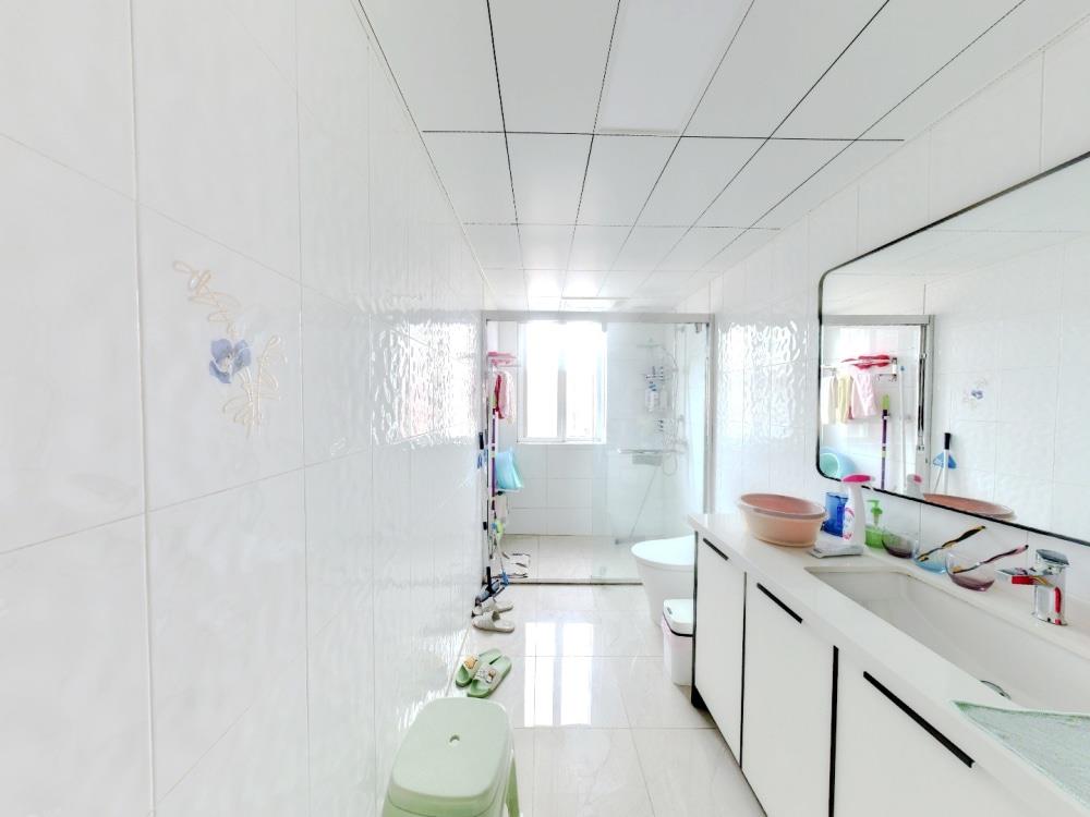 南川园小区 4室2厅2卫 130.00m&sup2;