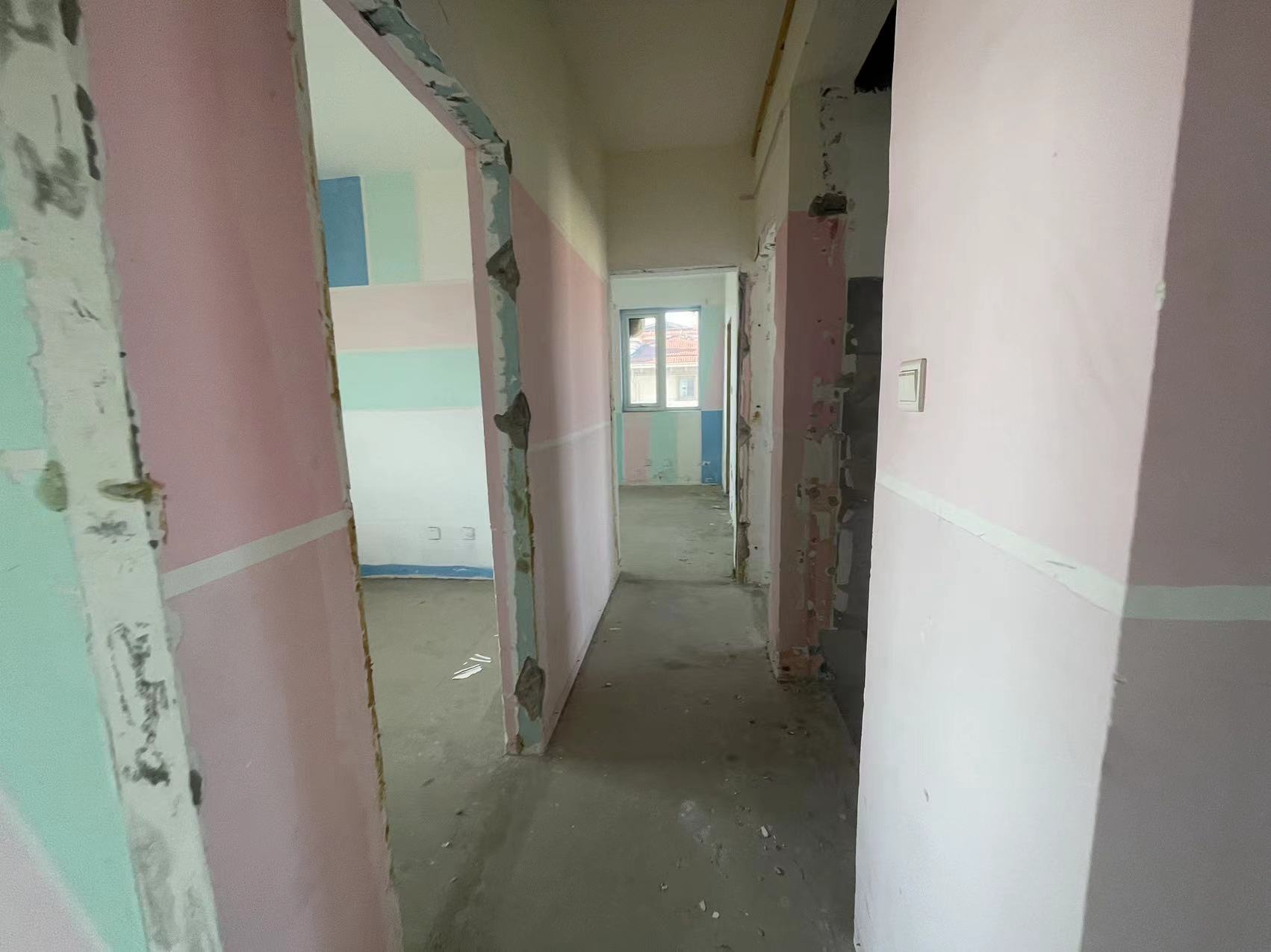 中南世纪花城二期 3室2厅2卫 140m&sup2;