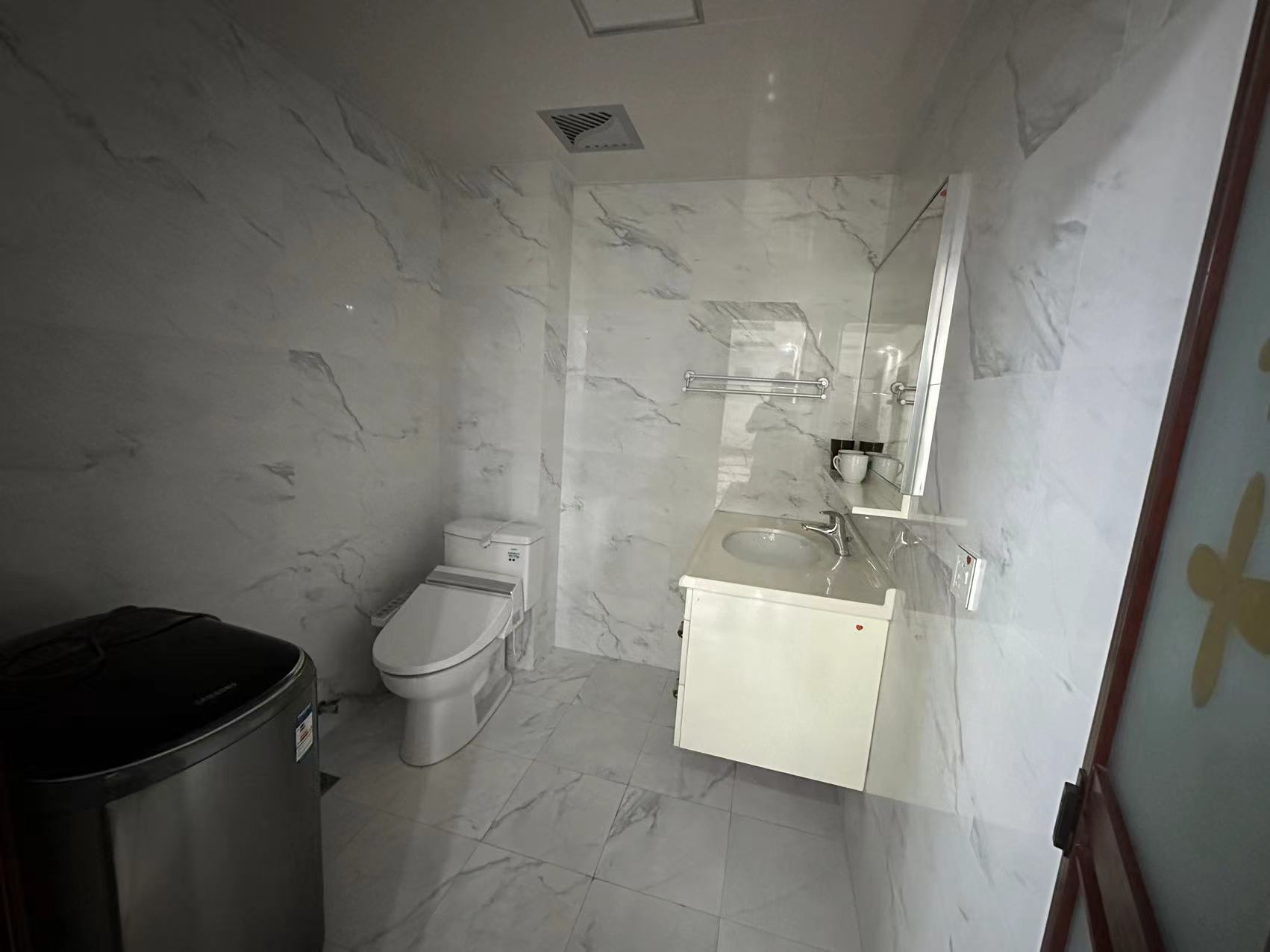 晏园河东老街 1室1厅1卫 30m&sup2;