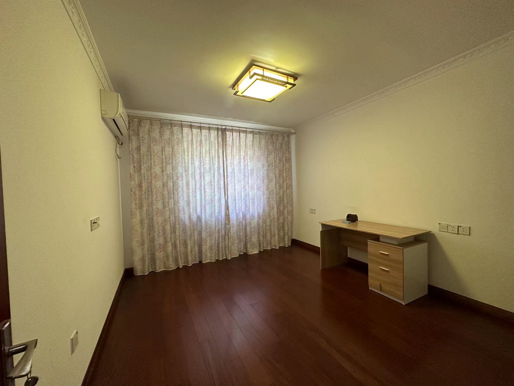 晏园河东老街 1室1厅1卫 30m&sup2;