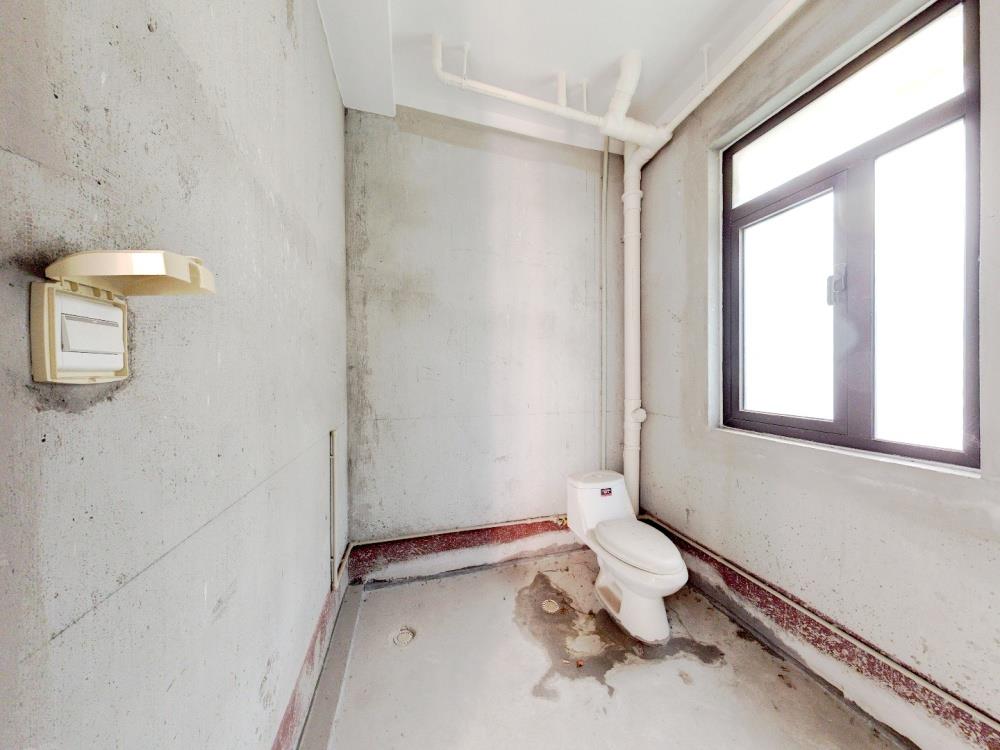 万濠山庄 4室2厅4卫 328m&sup2;