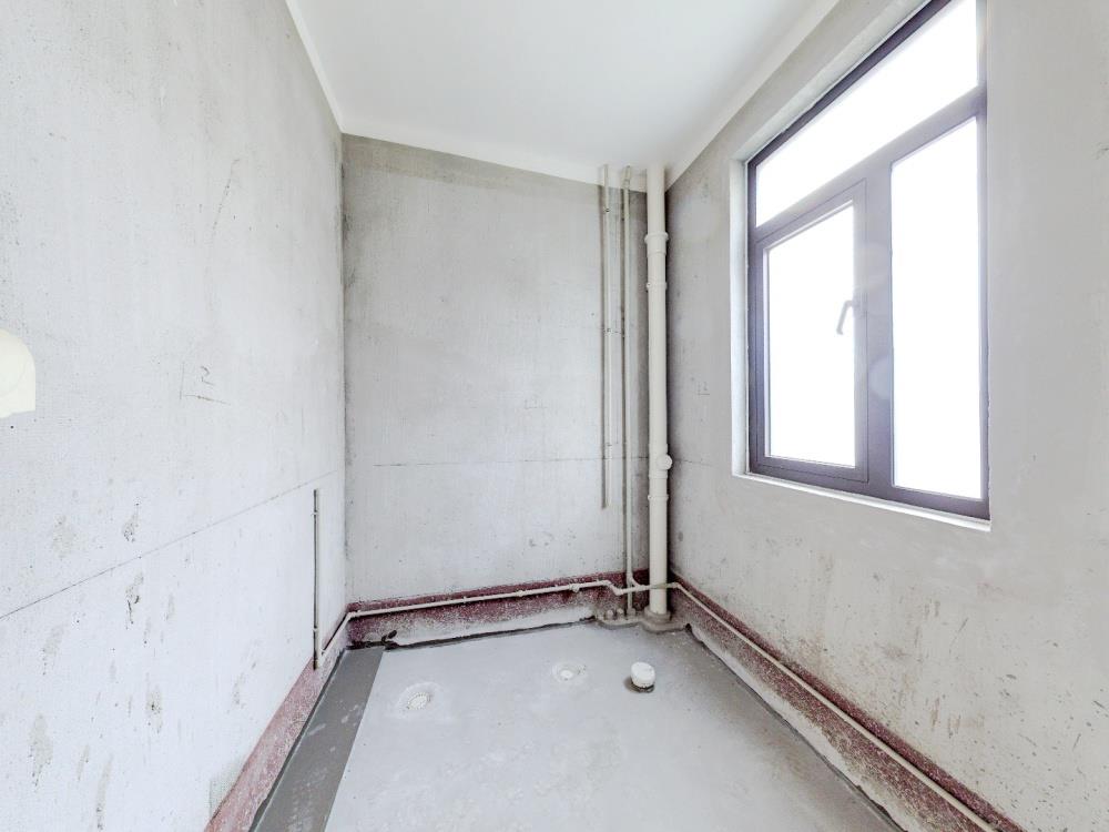 万濠山庄 4室2厅4卫 328m&sup2;