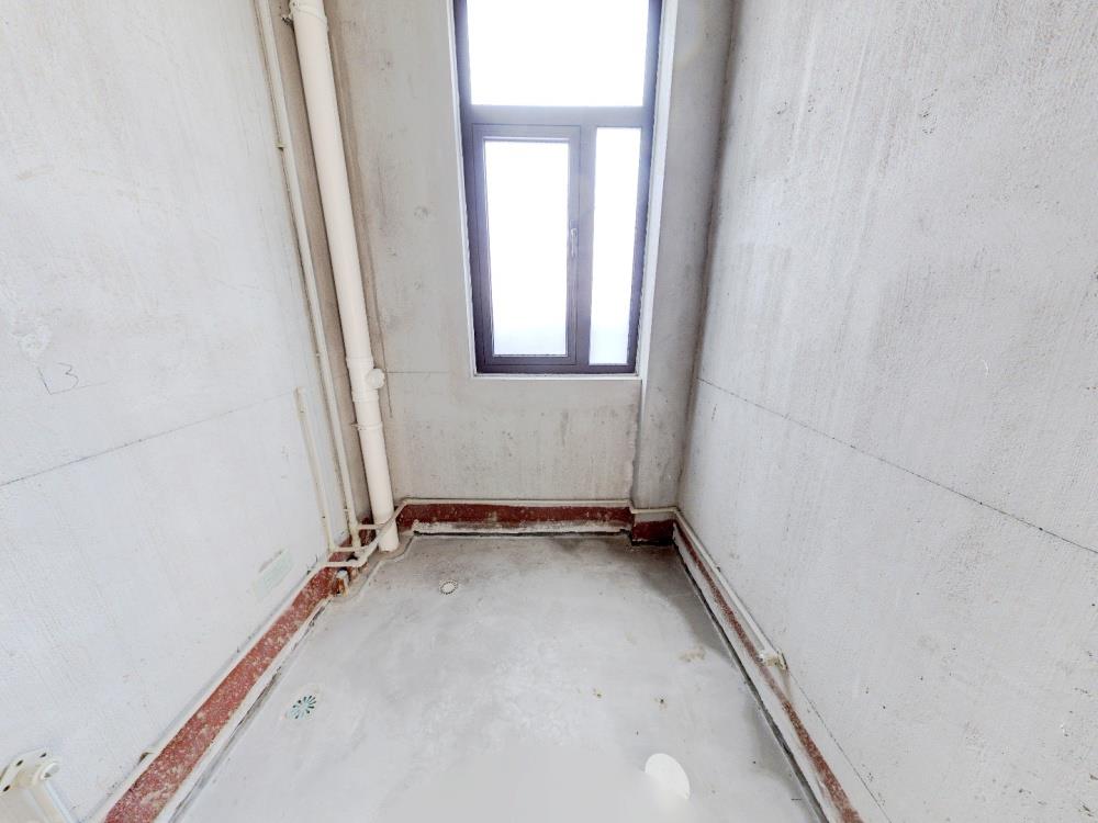 万濠山庄 4室2厅4卫 328m&sup2;