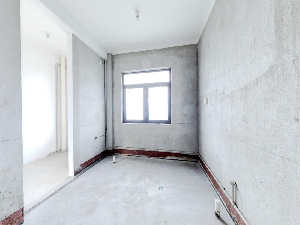 万濠山庄 4室2厅4卫 328m&sup2;