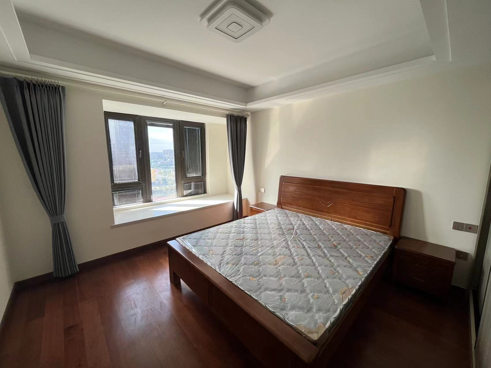 中南万科大都会 3室2厅2卫 131.5m&sup2;