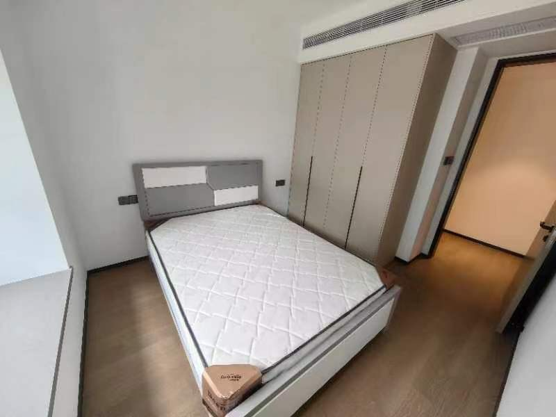滨江道静园 3室2厅2卫 127m&sup2;