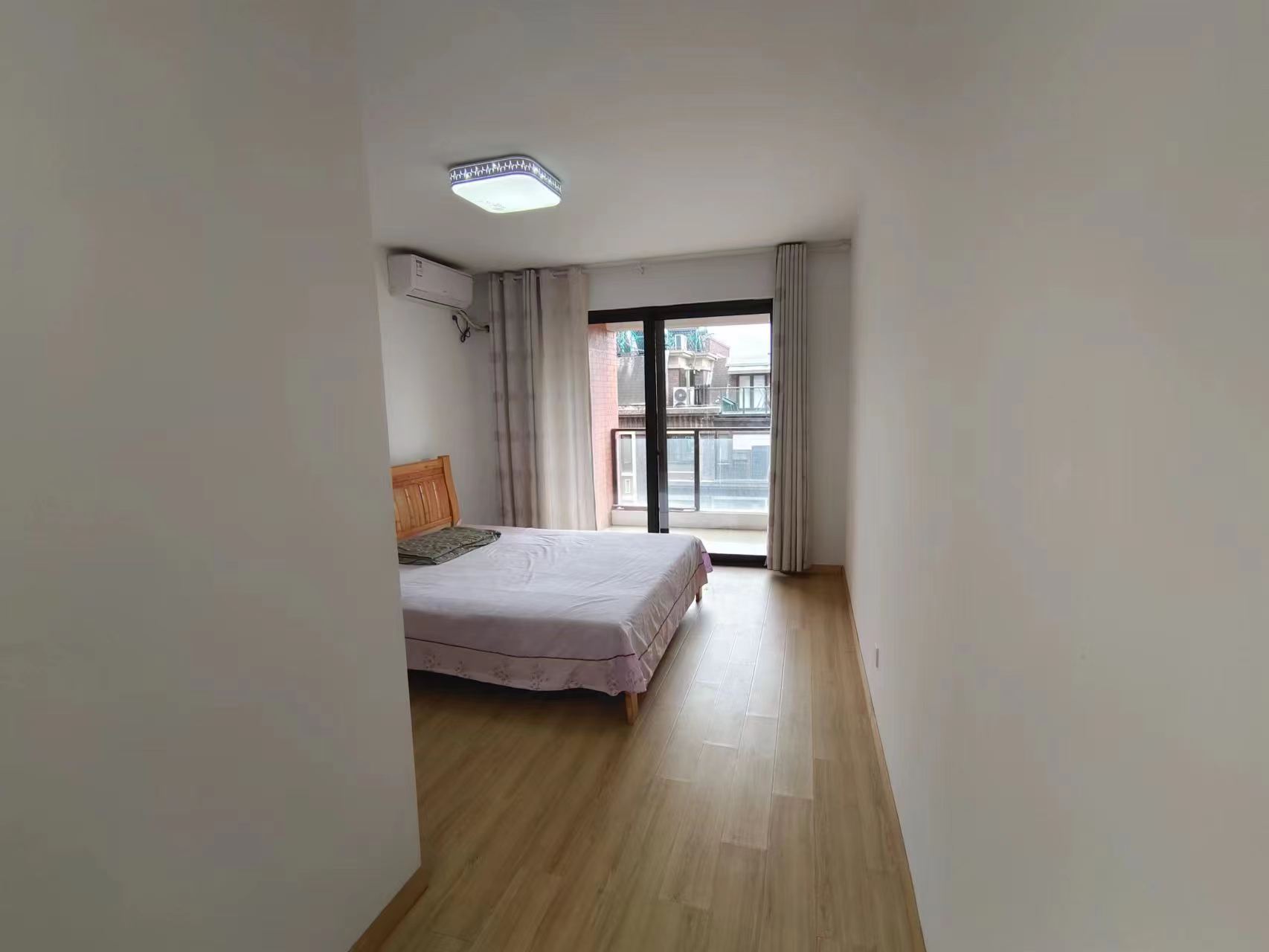 盛和九里香堤 3室2厅1卫 125m&sup2;