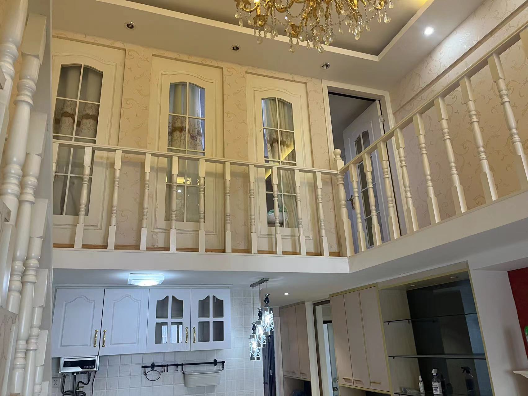 鸿运大厦 1室1厅1卫 53m&sup2;