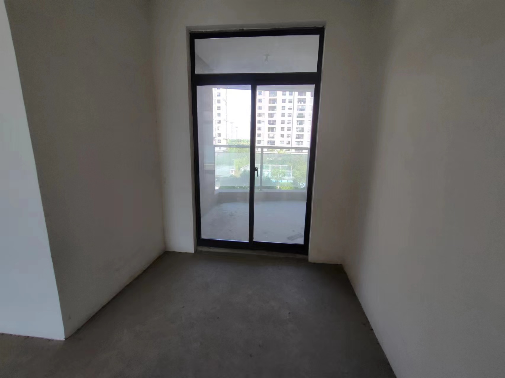 银河湾 4室2厅2卫 172m&sup2;