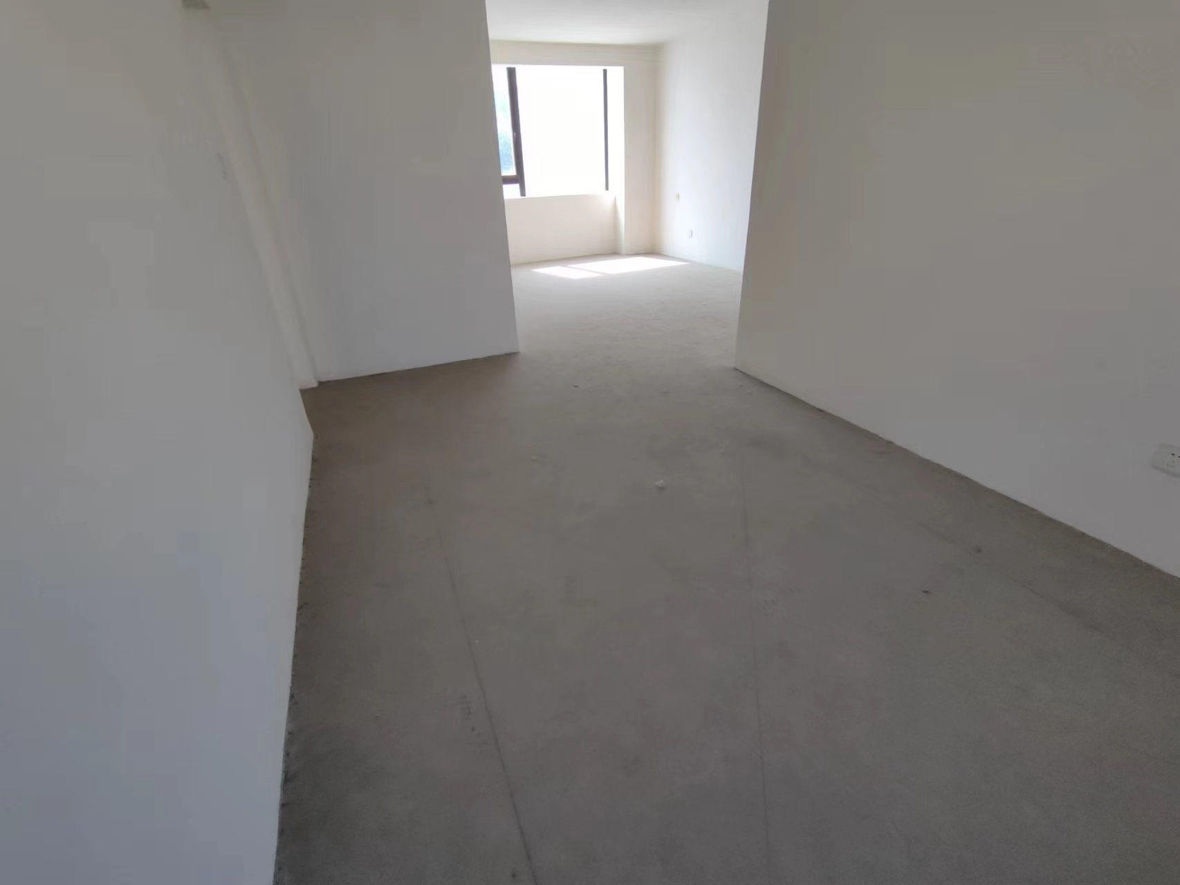 银河湾 4室2厅2卫 172m&sup2;