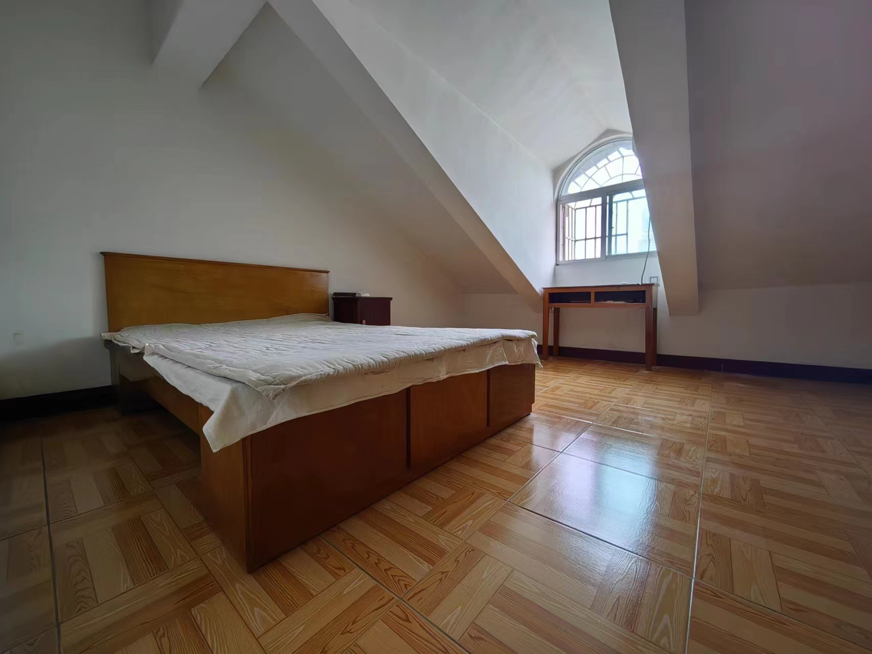 学田苑 4室2厅2卫 157.52m&sup2;