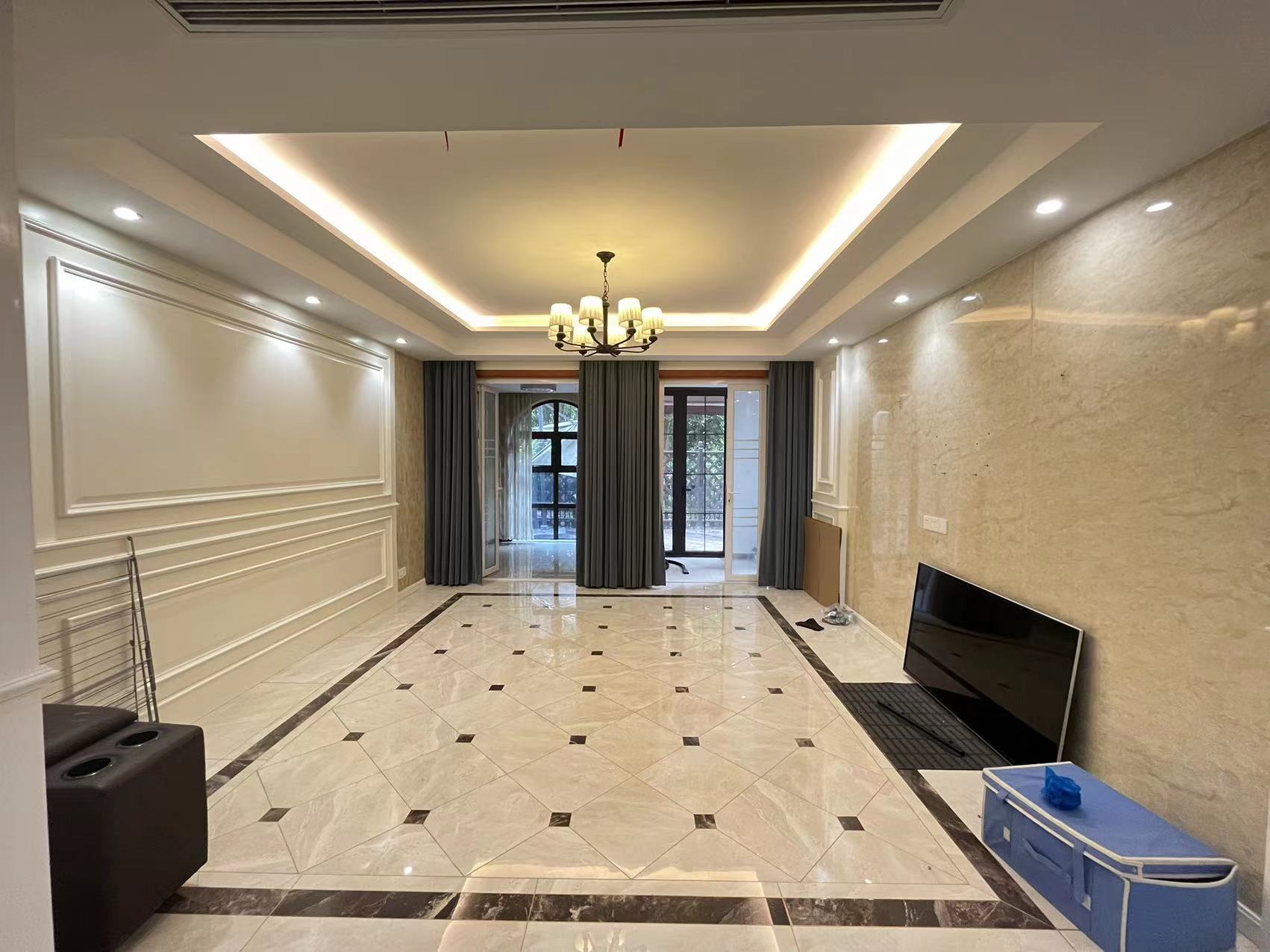 华强城 4室2厅2卫 266.26m²