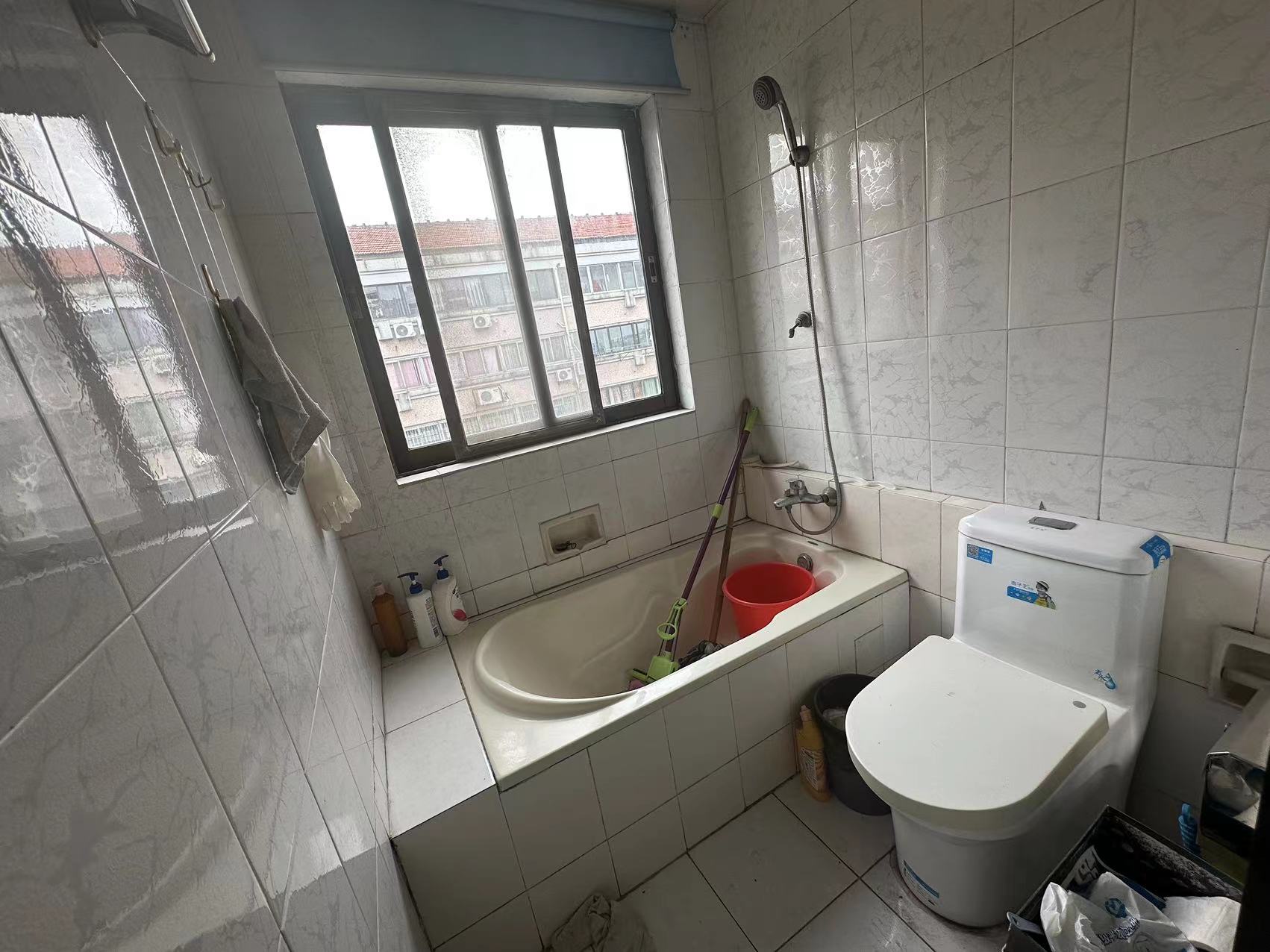 通州花苑 4室2厅2卫 137.5m²