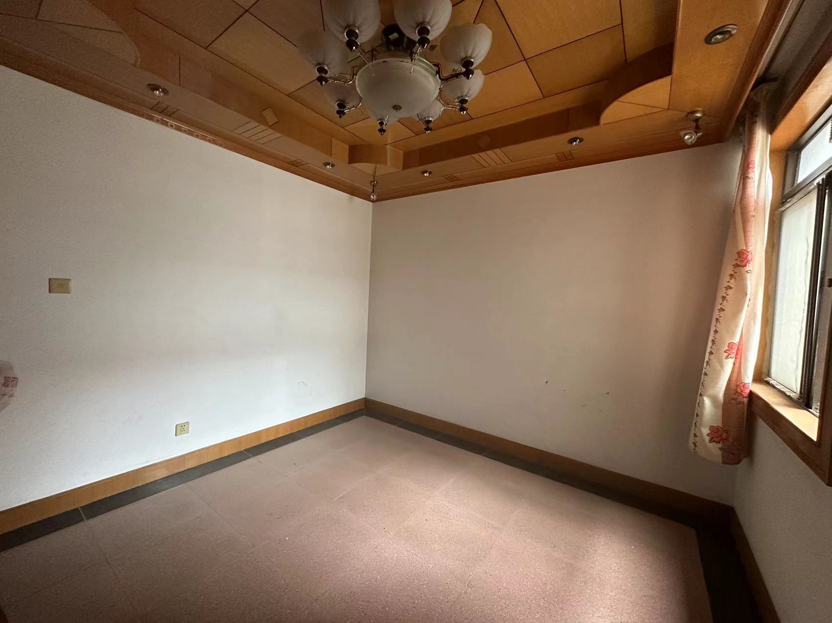 通州花苑 4室2厅2卫 137.5m²