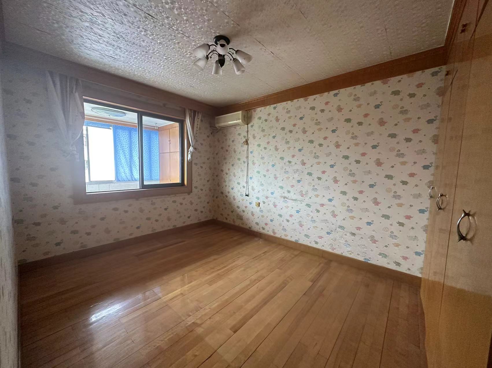 通州花苑 4室2厅2卫 137.5m²