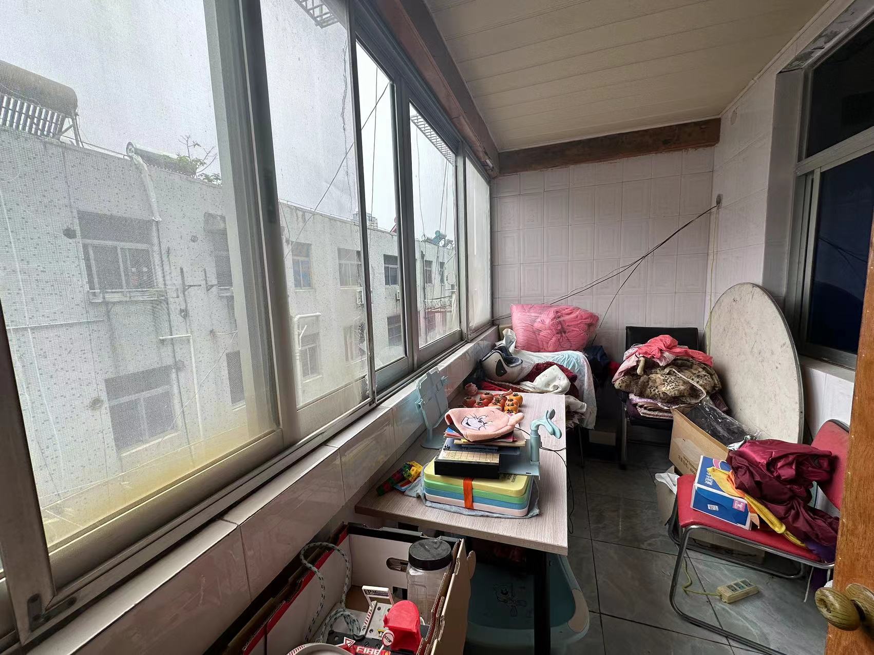 八角亭小区 3室2厅2卫 129m&sup2;