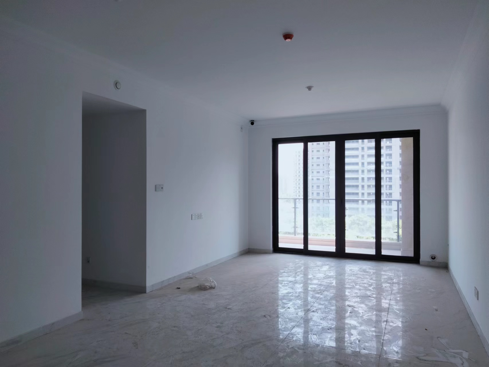 碧桂园时代悦城 3室2厅2卫 114m&sup2;