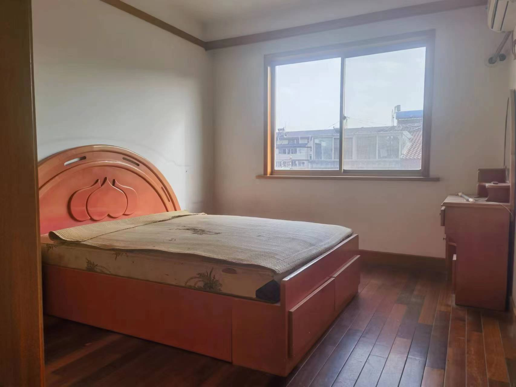 百花军宅苑 3室2厅1卫 118m&sup2;