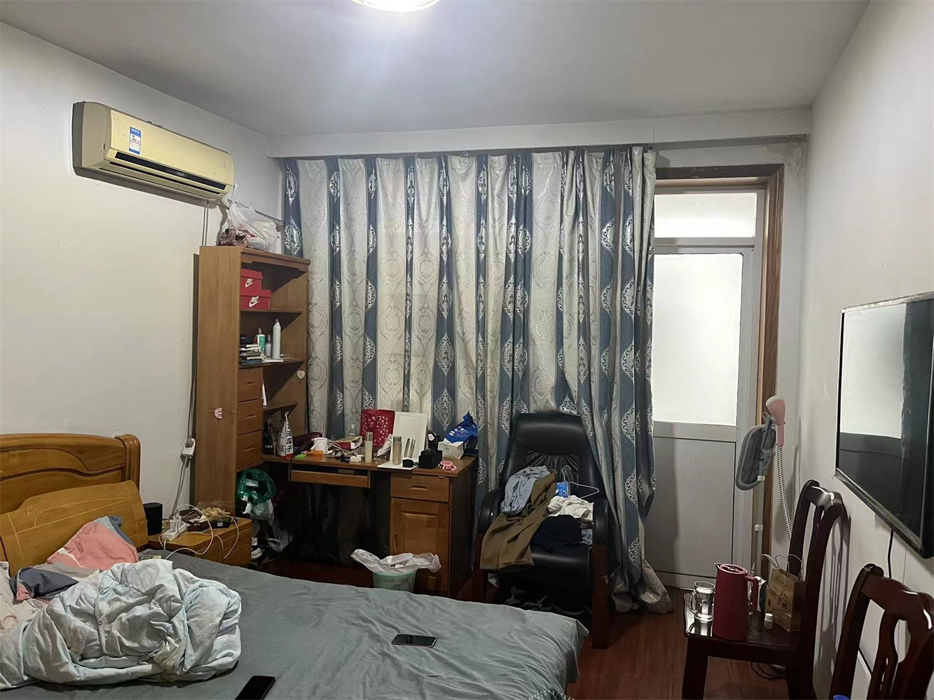 地区机关宿舍 2室1厅1卫 60m&sup2;
