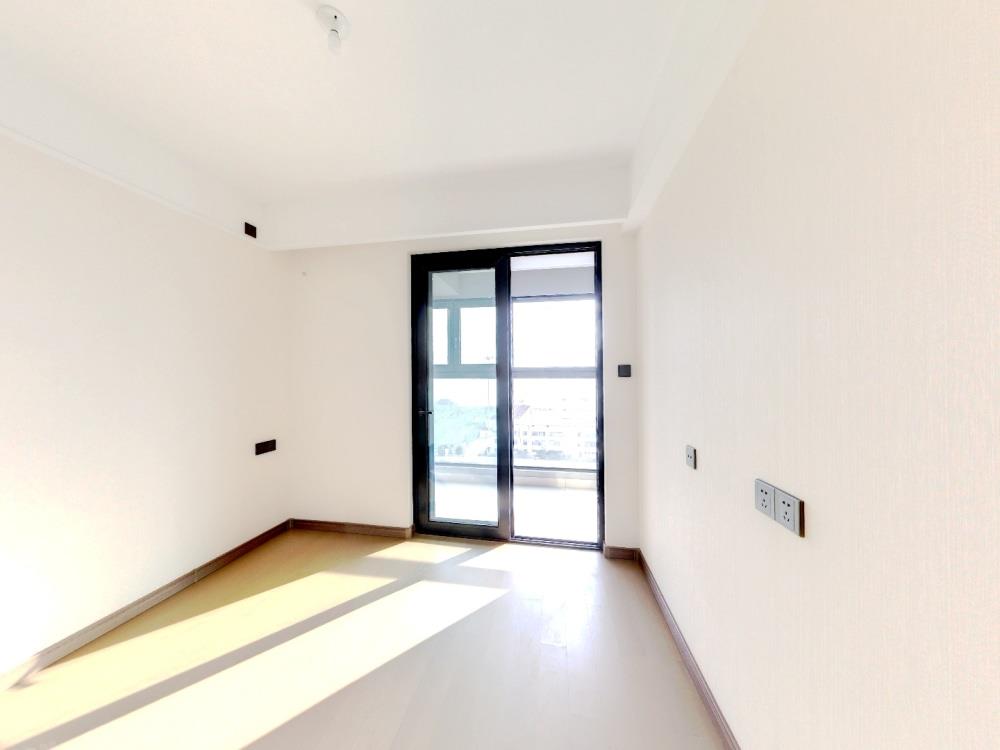 万科&middot;海上明月 3室2厅2卫 92.00m&sup2;