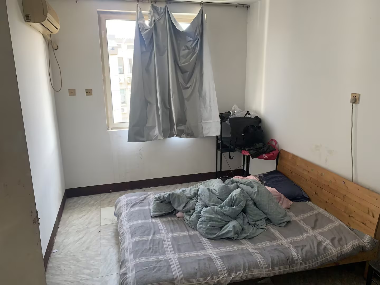 外滩小区 2室1厅1卫 68m&sup2;