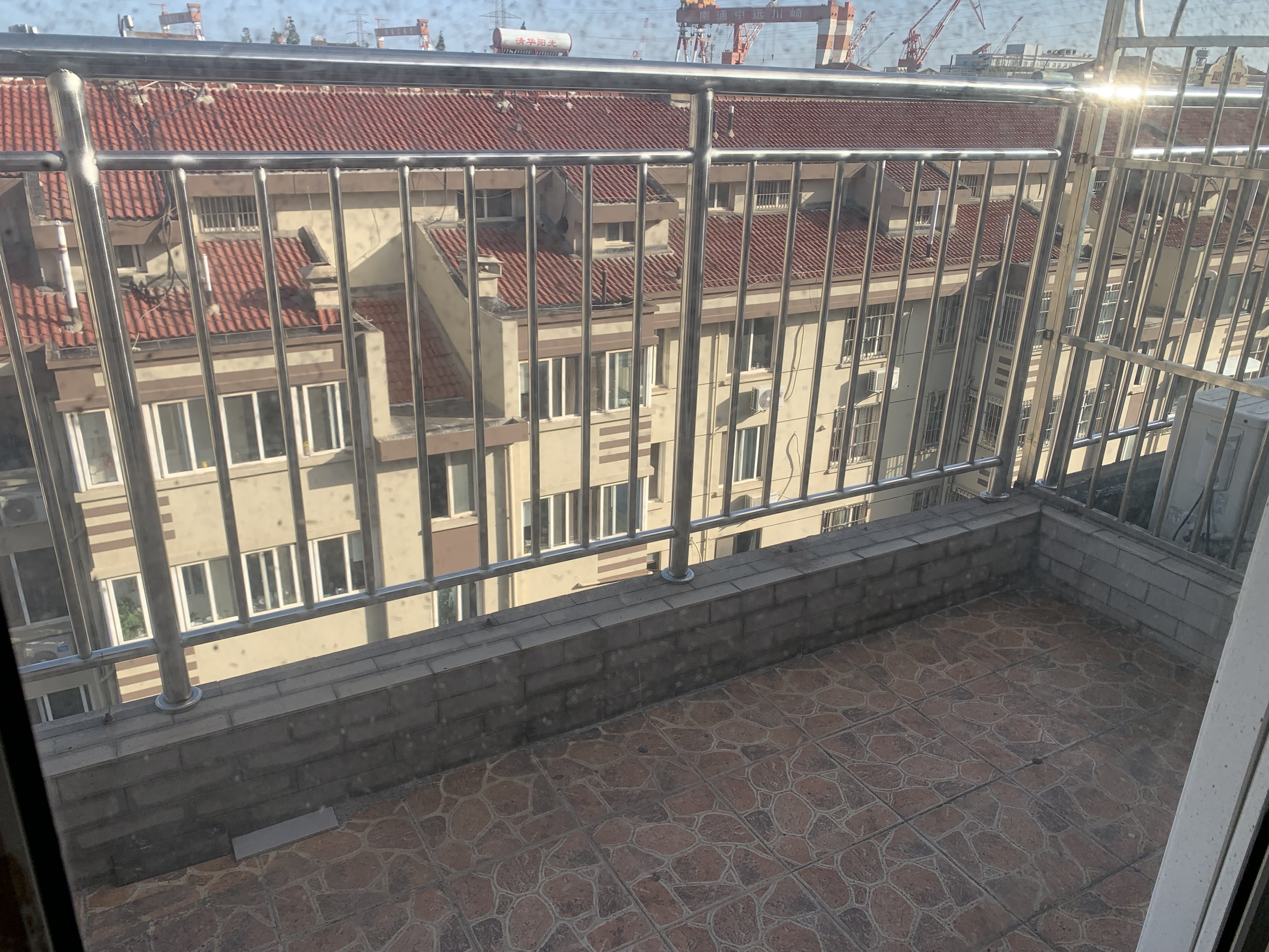 外滩小区 4室0厅0卫 171.00m&sup2;