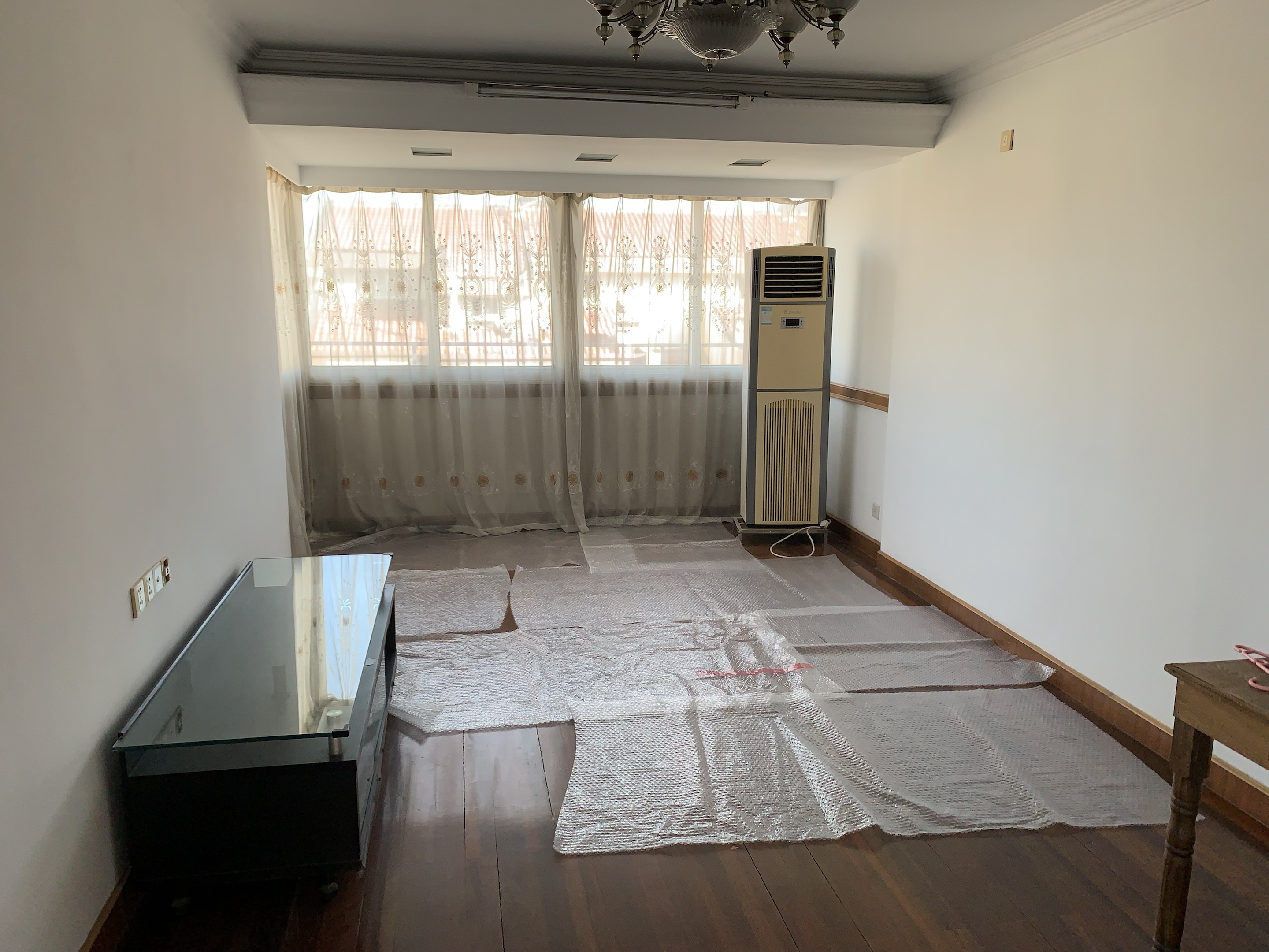 外滩小区 4室0厅0卫 171.00m&sup2;