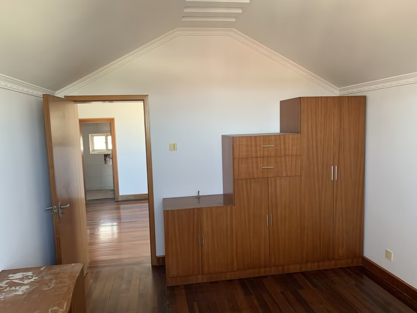 外滩小区 4室0厅0卫 171.00m&sup2;