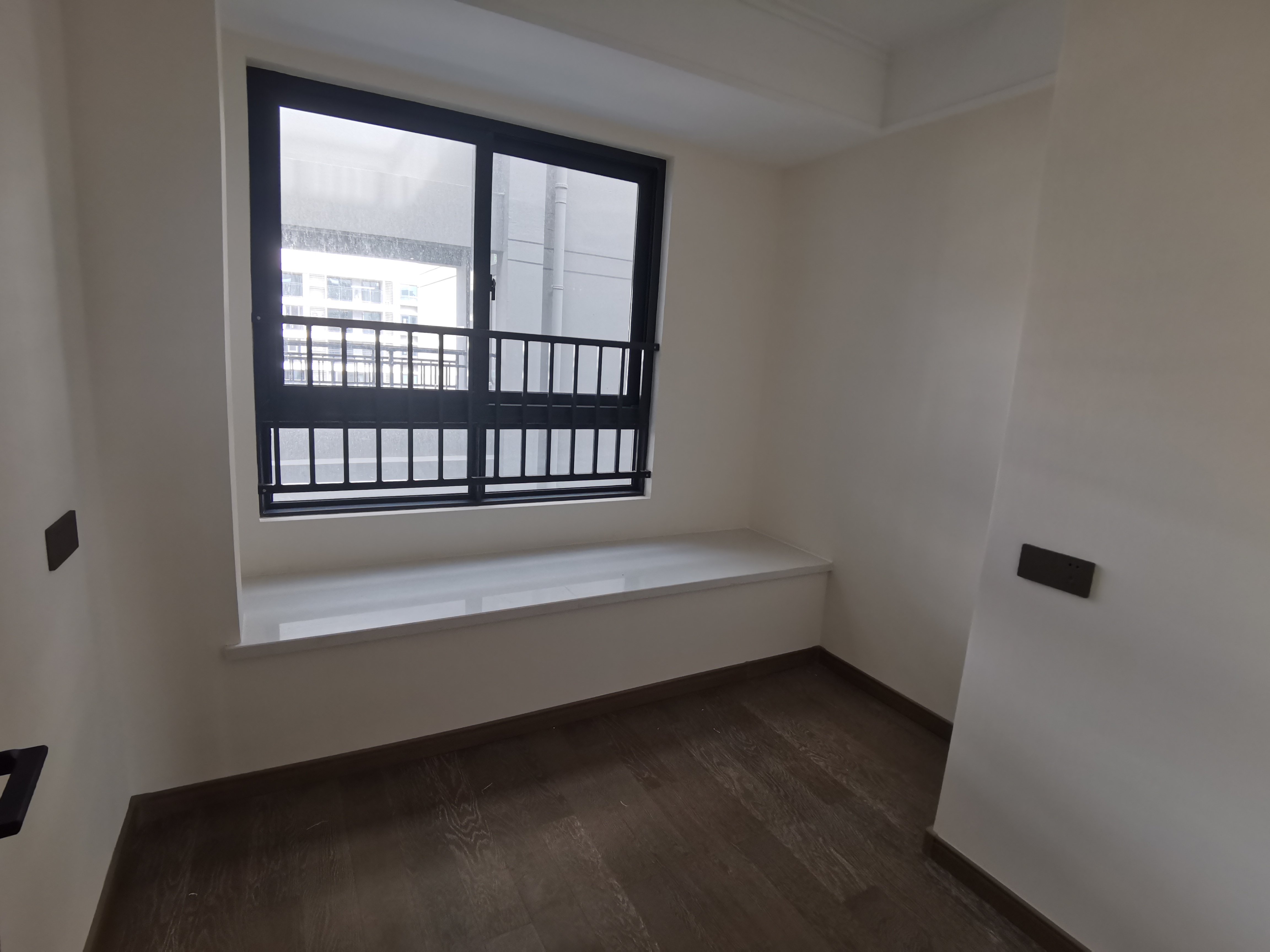 万科未来之光 3室2厅1卫 100m&sup2;