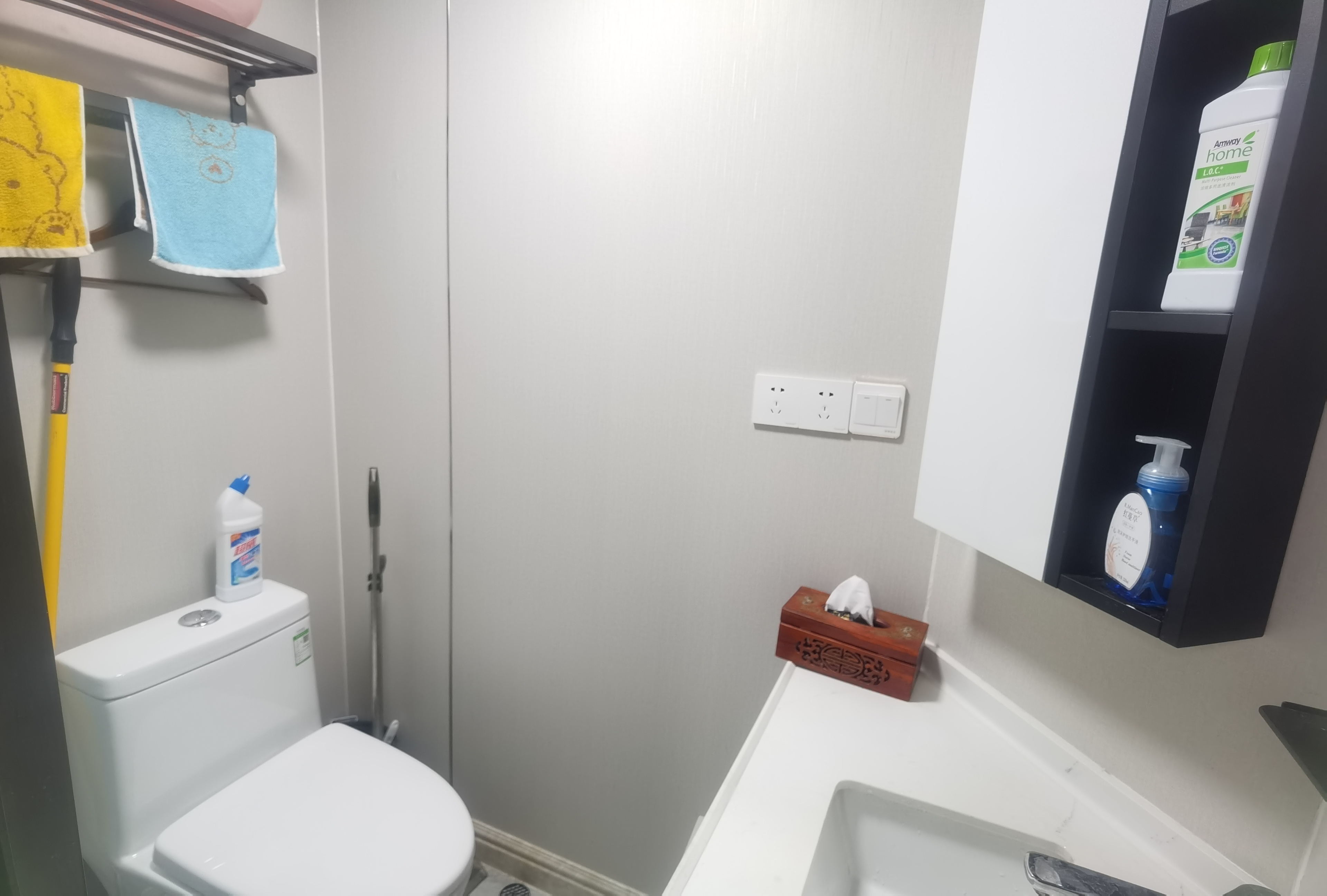 江海皇都私家花园 4室2厅2卫 156m²